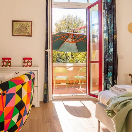 The Rent - Close To Porta Romana Lejlighed